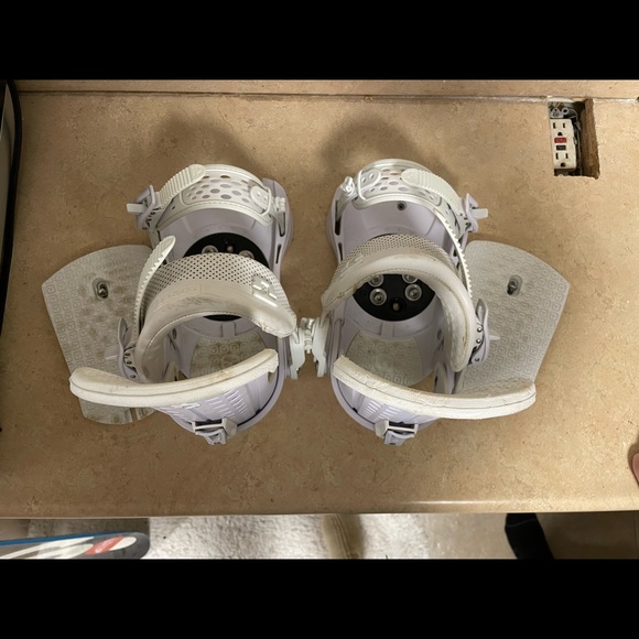 Union Force Snowboard Bindings Size Medium - Picture 6 of 10